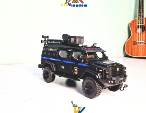 Metal Die-Cast Police Armored Vehicle Toy – Pull Back Action Model for Kids & Collectors