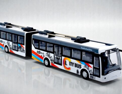 Rechargeable Remote Control Articulated Metro Bus – Extra Long City Transit Toy with LED Lights & Realistic Movement