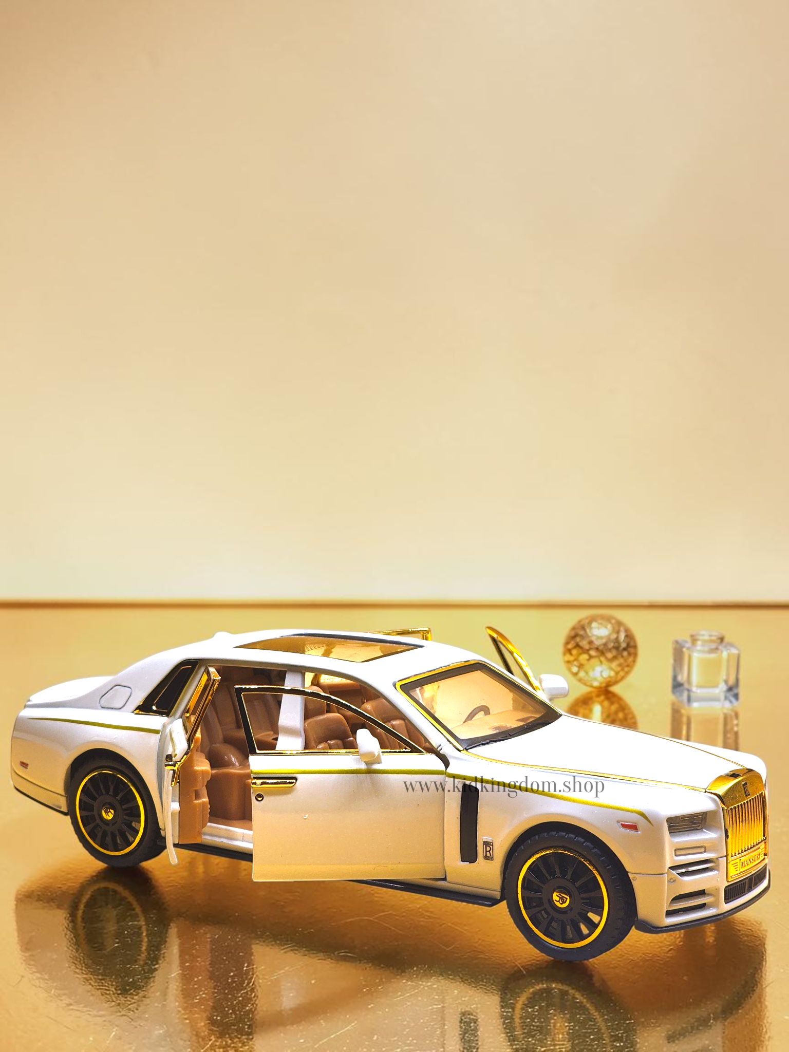 Kids 1:24 Rolls Royce Phantom Diecast Model Car