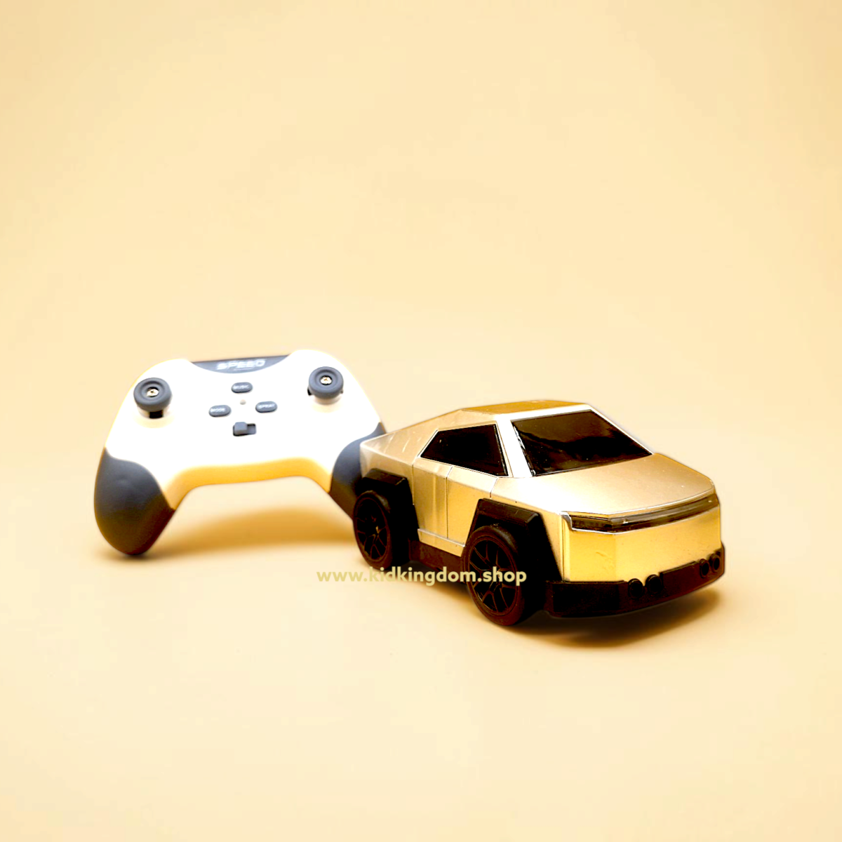 Sleek geometric diecast metal body and durable black wheels of Kid Kingdom cyber RC car